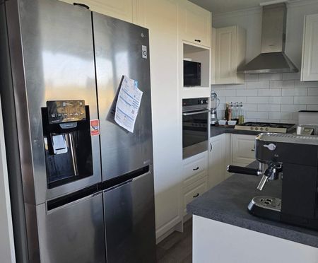 Westmeadows - Photo 3