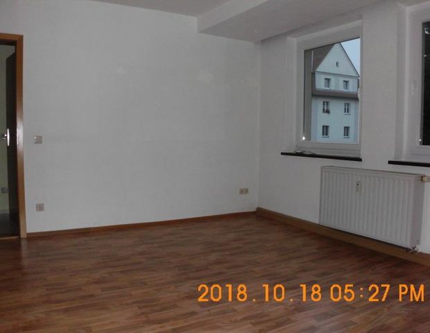 geräumige 1-Raum-Whg., 35 m², 1.OG, Lutherstraße 13, 09337 HOT - Photo 1