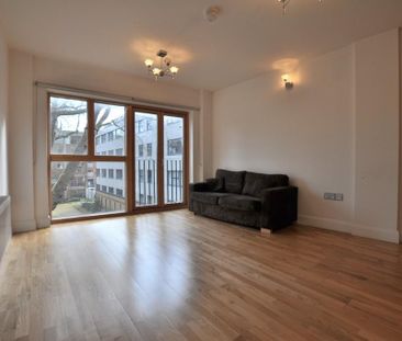 2 bedroom flat to rent - Photo 4