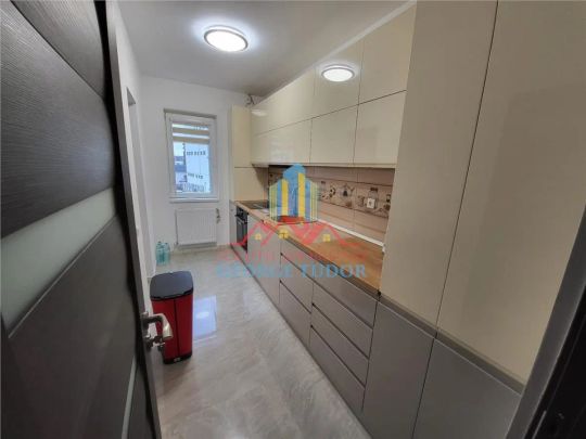 Inchiriere apartament decomandat Militari Residence - Fotografie 1