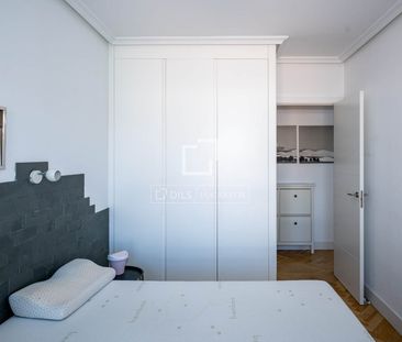 Wonderful penthouse with panoramic views for rent in a private resi... - Photo 3
