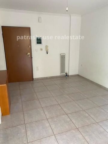 Studio/Γκαρσονιέρα για ενοικίαση Αγυιά (Πάτρα) - Photo 4
