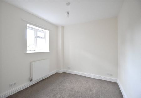 Well presented 1 bedroom ground floor apartment situated just to the north of the City between Chesterton Road and Victoria Road offering excellent access to the Science Park and central Cambridge. Residents parking, GCH. Unfurnished. - Photo 3