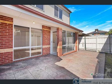 8 Sylvan Avenue, Keysborough - Photo 2