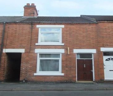 LARGE TOWN CENTRE PROPERTY - Photo 1