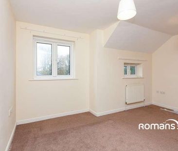 Cromwell Road, Camberley, GU15 - Photo 5