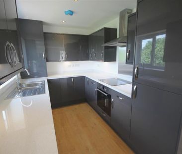 2 bedroom flat to rent - Photo 6