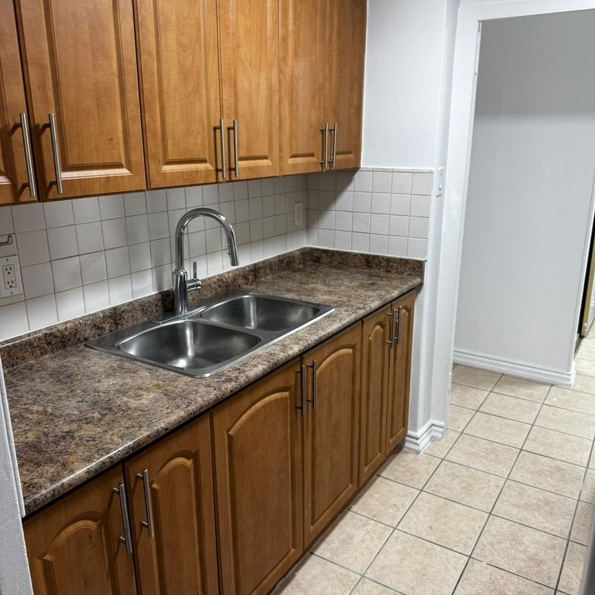 For Lease - 1455 Lawrence Avenue Unit# 606, Toronto, Ontario - Photo 1