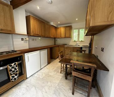 3 bedroom end of terrace house to rent - Photo 6