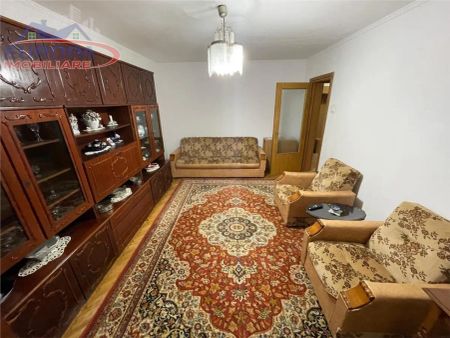 Apartament 3 camere de inchiriat zona centrala Tulcea - Fotografie 3