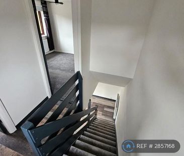 1 bedroom semi-detached house to rent - Photo 6