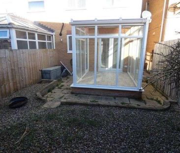 Greenhills, Newcastle Upon Tyne, NE12 - Photo 3