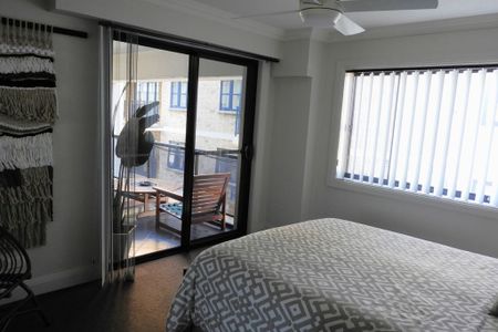 Spacious 3-Bedroom Unit Wollongong CBD - Photo 3