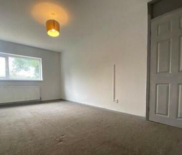 3 bedroom apartment to rent - Photo 3