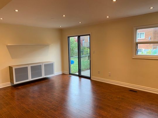 For Lease - 337 Glen Shields Avenue Unit# Gr & Bsmt, Vaughan, Ontario - Photo 1