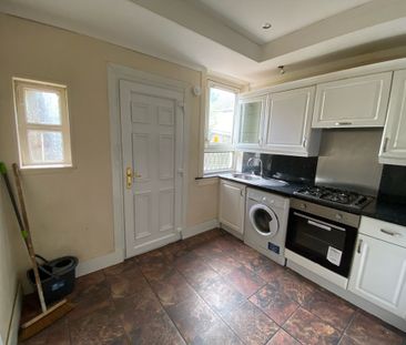 2 Bedroom Property To Rent - Photo 6