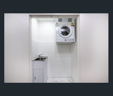 Well-designed modern 2 Bedroom apartment !! - Photo 6