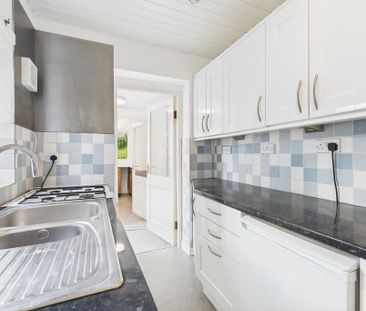2 bedroom semi-detached house to rent - Photo 1