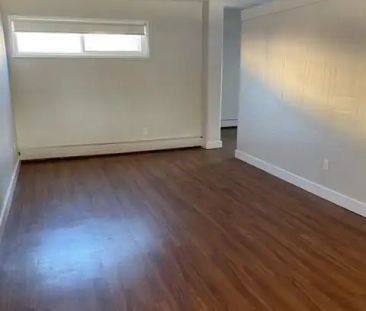 7715 159st — Bungalow 3 Bedroom 1 Bath - Photo 1
