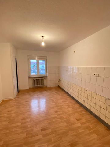 Gepflegte 3 ZKB mit Balkon in Stadennähe - Photo 2