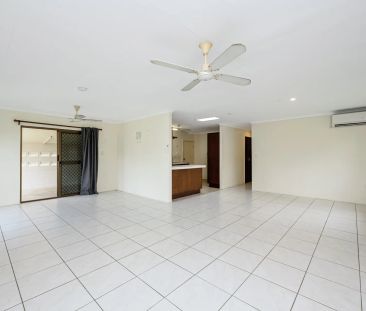 11 Hazel Street, Rasmussen. - Photo 5