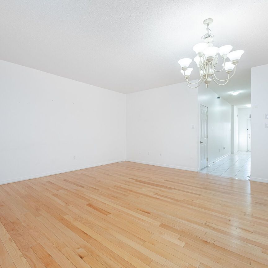 For Lease - 6513 Song Bird Crescent, Mississauga, Ontario - Photo 1