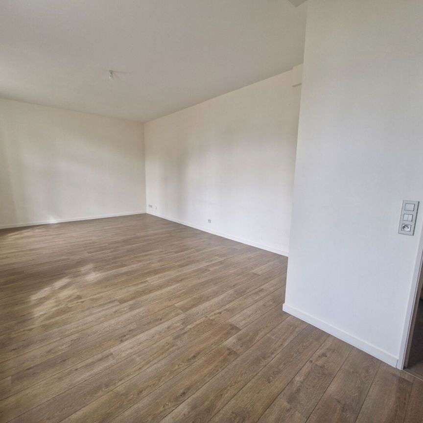 Location Appartement 2 pièces 56m² - Photo 1