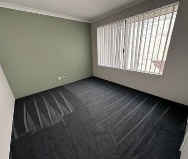 Super spacious family home! 4 x 2 - Photo 5