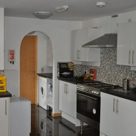 214 HEELEY ROAD - Photo 3