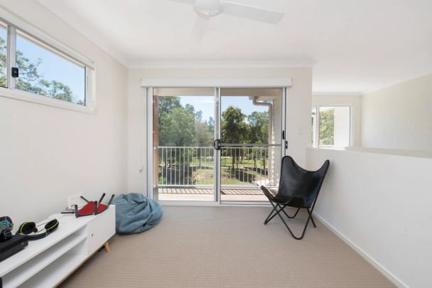 THE GAP LIVING AT ITS FINEST! - Photo 1