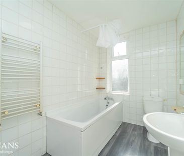 Whitworth Road, Rochdale - Photo 1