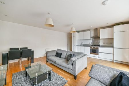 2 bedroom apartment to rent - Photo 2