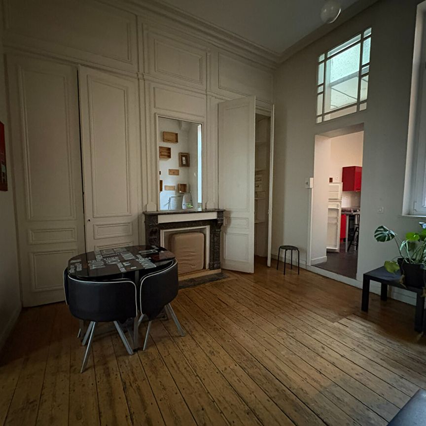 Location Appartement 2 pièces 48m² LILLE 59000 - Photo 1