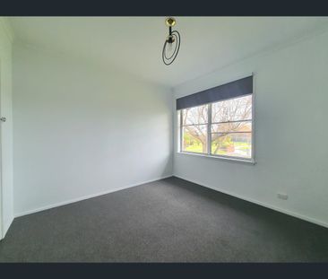 4 Mars Court, Newcomb, Vic 3219 - Photo 4