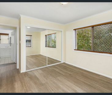 CONVENIENT TO EVERYTHING & LOADS OF STORAGE - Photo 2