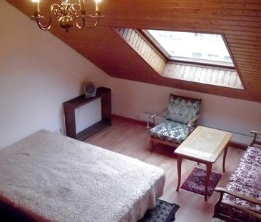 2½ Zimmer-Dachwohnung in Basel - Iselin, möbliert, auf Zeit - Photo 2