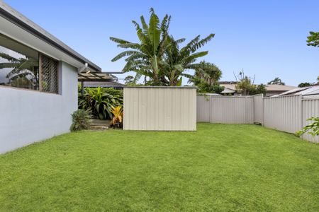 Neat and Tidy Duplex in Great Location - Photo 5