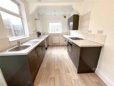 Little Hallam Lane, Ilkeston, Derbyshire, DE7 - Photo 2