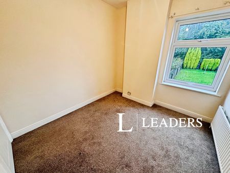 3 bedroom semi-detached to rent Albert Street; Chesterton; ST5 - Photo 2