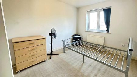 2 bedroom flat to rent - Photo 5