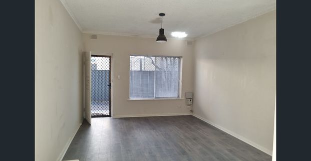 BEAUTIFUL FARRANT STREET - THE HEART OF PROSPECT - Photo 1