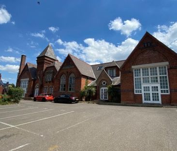 Devonshire Park, Chesterfield, S43 - Photo 4