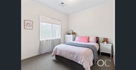 Open the Door to Coastal Comfort and Contemporary Living - Photo 5