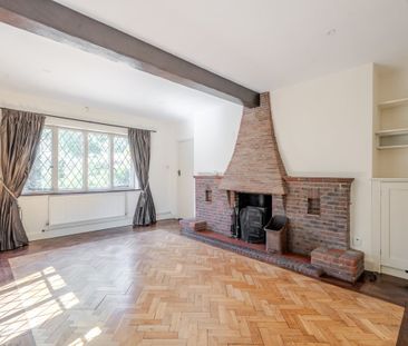 6 bedroom detached house to rent - Photo 1