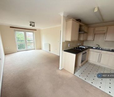 2 bedroom flat to rent - Photo 2
