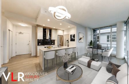 Penthouse in Vancouver West Side, BC - Photo 2