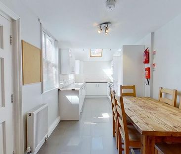 6 bedroom house to rent - Photo 6