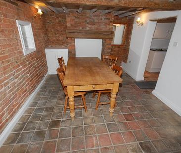 3 bedroom detached house to rent - Photo 2