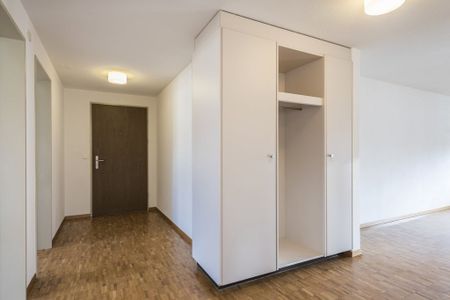 4.5 Zimmer, 97 m², 2. Stock - Photo 4