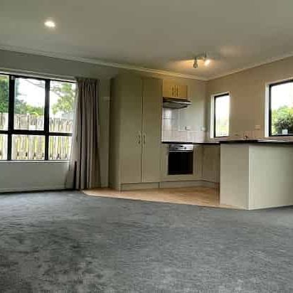 Charming 3 bedrooms Henderson Haven! - Photo 1